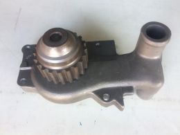  minsgi utngyrtott Ford Escort Mk III vzpumpa